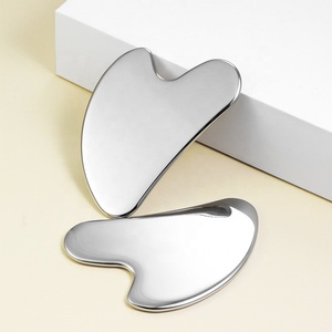 Jingwang OEM Herzförmiges Metall-<span class=keywords><strong>Gua</strong></span>-<span class=keywords><strong>Sha</strong></span>-Gesichtsmassagegerät aus Edelstahl mit manueller Kabelsteuerung - Product Image 4