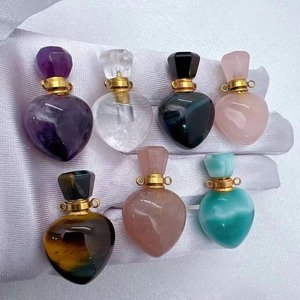 Bouteilles d'huiles essentielles en pierres précieuses mélangées à prix de gros, flacons de parfum en cristal, pendentifs pour colliers, idéaux pour les cadeaux - Product Image 5