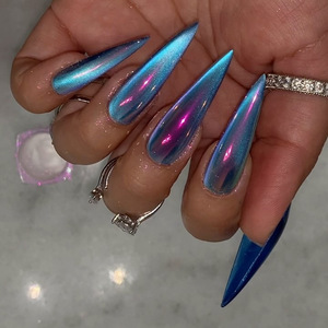 Uñas postizas de gel suave hechas a mano, inspiradas en Y2K, <span class=keywords><strong>con</strong></span> base nude mate, <span class=keywords><strong>mariposas</strong></span> de diamantes de imitación <span class=keywords><strong>y</strong></span> <span class=keywords><strong>flores</strong></span> 3D, venta al por mayor - Product Image 4