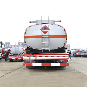 รถบรรทุกน้ำมันดีเซล Howo 45000 ลิตร 6x4 10 ล้อ เกียร์ธรรมดา รถบรรทุกน้ำมันเชื้อเพลิง น้ำ และน้ำมัน - Product Image 2