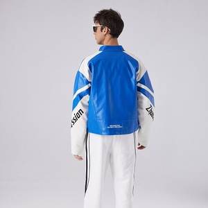 جاكيت رجالي أمريكي بتصميم الشارع بلونين أزرق وأبيض، جاكيت جلد صناعي بياقة عالية وطباعة حروف - Product Image 4