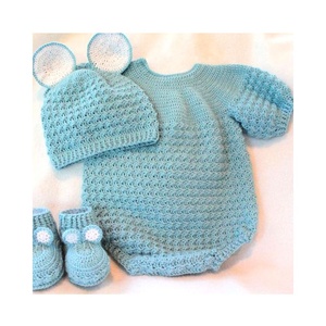 Tutina Blu per Neonato Lavorata a Mano all'Uncinetto - Product Image 1