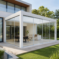 Pergola motorisée moderne en aluminium économique avec lames orientables, protection UV UPF 50+, imperméable, écologique, pour terrasse extérieure et balcon