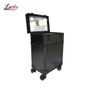 Valise de maquillage à roulettes avec éclairage LED réglable 3 couleurs, noire, portable, logo professionnel personnalisable, couleur personnalisable - Product Image 1