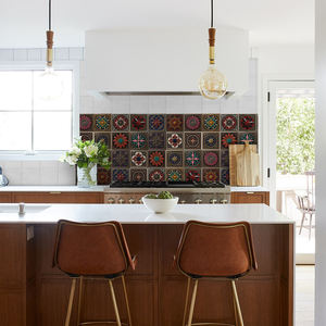 Autocollants muraux en PVC à effet de motif de fleurs Panneaux muraux à peler et à coller Carreau de dosseret résistant à l'huile imperméable pour la cuisine - Product Image 5