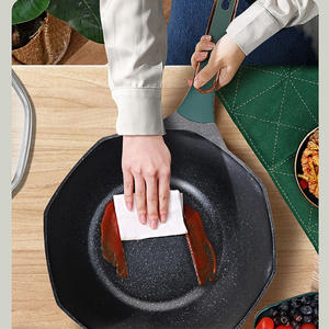 Wok antiadhésif AUX 30 cm à fond plat octogonal pour cuisinières à gaz et à induction, poêle à frire avec couvercle en verre - Product Image 2