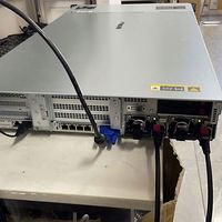 Сервер 2U DL385 Gen11 AMD EPYC 9454P 16 ГБ DDR5-4800 960 ГБ SATA SSD и ILO6 для оптимизации вычислений ИИ (в наличии)