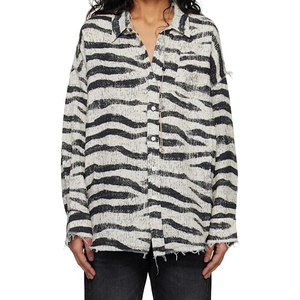 Camisa Oversize de Mujer con Estampado de Cebra Desgastado, Estilo Grunge, con Botones y Dobladillo sin Rematar, Lavado Vintage, Top OEM/ODM de Fábrica 2026 - Product Image 2