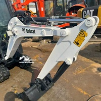   Mini-excavatrice sur chenilles d'occasion E20 2T avec moteur et système hydraulique fiables, idéale pour les chantiers étroits et les travaux d'aménagement paysager