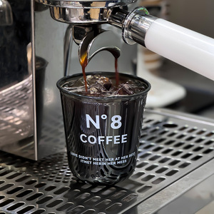 Bicchieri in Plastica Biodegradabili Personalizzabili con Logo, Neri in PET, Unici <span class=keywords><strong>per</strong></span> Bubble Tea e Caffè, Trasparenti <span class=keywords><strong>per</strong></span> l'Estate - Product Image 3