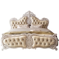Cadre de lit double luxueux et épuré, style européen français moderne, minimaliste, écologique, avec revêtement en similicuir sculpté