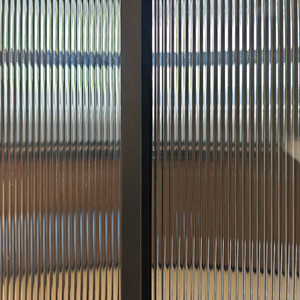 Porte coulissante d'entrée Deioux sur mesure à cadre ultra-fin avec système de fermeture amortie en aluminium pour patio, OEM ODM personnalisé - Product Image 5