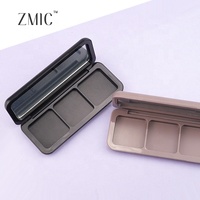 Palette de maquillage 3-en-1 vide avec miroir : blush crémeux, correcteur sourcils noir et brun, illuminateur, et étui rectangulaire pour fards à paupières