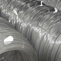1.9mm 2mm 14 Gauge Galvanisé à Chaud En Acier Soudé Treillis Métallique 4.9x61 Fils Ligne De Production