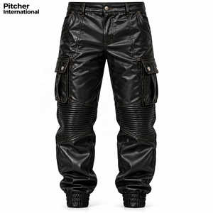 Pantalones de moto personalizados en cuero vacuno con paneles reforzados en las rodillas para marcas de moda inspiradas en el motociclismo. - Product Image 5