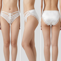 Culottes de bikini taille basse en satin et dentelle pour femme, motif floral, avec nœud, fines bandes élastiques doubles sur les côtés, 80 % nylon, 20 % élasthanne, 8 couleurs