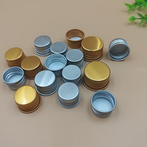 Tapas de Aluminio Doradas y Plateadas de 18, 20, 24 y 28 Dientes para Geles Cosméticos, Tapas Metálicas Electrochapadas para Botellas - Product Image 5