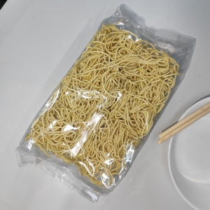 Vente en gros de nouilles instantanées <span class=keywords><strong>Chow</strong></span> Mein savoureuses de haute qualité repas rapides pour supermarché et restaurant - Product Image 1