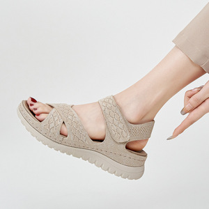 Sandalias de Verano para Mujer, Ligeras, Resistentes al Agua, Antideslizantes, con Plataforma, Suela Suave, Talla Grande, para Vacaciones y Viajes - Product Image 3