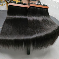 Lot de Cheveux Humains Bruts Brésiliens en Gros, Tissage de Cheveux Vierges Bruts à Cuticules Alignées, Extensions de Cheveux Humains Double Drawn Économiques
