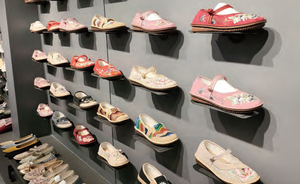 Zapatillas Deportivas de Punto para Mujer, Color Sólido, Bordado de Flor de Ciruelo, Transpirables, Ligeras, Cómodas para Caminar, Suaves, Primavera/Verano - Product Image 6