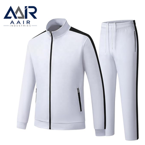Ensemble de survêtement sportif d'été blanc imprimé, veste zippée et pantalon de survêtement léger à cordon de serrage avec rayures contrastées sur le devant - Product Image 1