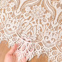 Tissu en dentelle Chantilly française blanche tissée à cordon, effet cils, écologique, extensible, polyester/nylon, de luxe, sexy, floral, pour mariage
