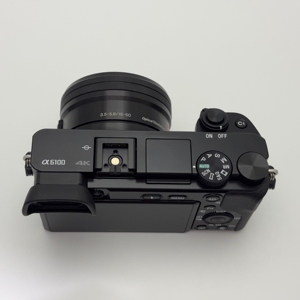 Cámara Sony A6100 de <span class=keywords><strong>Segunda</strong></span> <span class=keywords><strong>Mano</strong></span> con Lente 16-50, 1080p HD, 24MP, 1 Año de Garantía, Cargador y Batería - Product Image 2