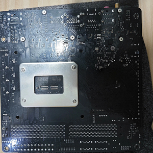 Asrock Z690M-<span class=keywords><strong>ITX</strong></span>/AX Bo mạch chủ Intel 12th thế hệ CPU (lga1700) tương thích z690 <span class=keywords><strong>Mini</strong></span>-<span class=keywords><strong>ITX</strong></span> Bo mạch chủ - Product Image 6