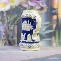 Chope à bière classique en porcelaine multi-villes d'Estonie – Mug souvenir écologique réutilisable avec sites emblématiques de Tallinn/Narva/Tartu (350 ml)