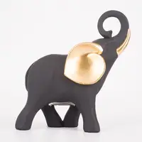 Jiayi Tiere Statue Ornamente Elefanten skulptur mit Goldohr für Wohnkultur