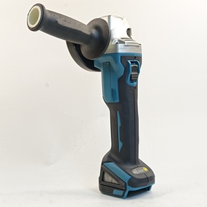 Amoladora Angular Inalámbrica Makit <span class=keywords><strong>DGA504</strong></span> de 18V, Disco de 125mm, 8500rpm, Freno Electrónico, Eje M14, Herramienta para Cortar, Pulir y Desbastar Metal - Product Image 3