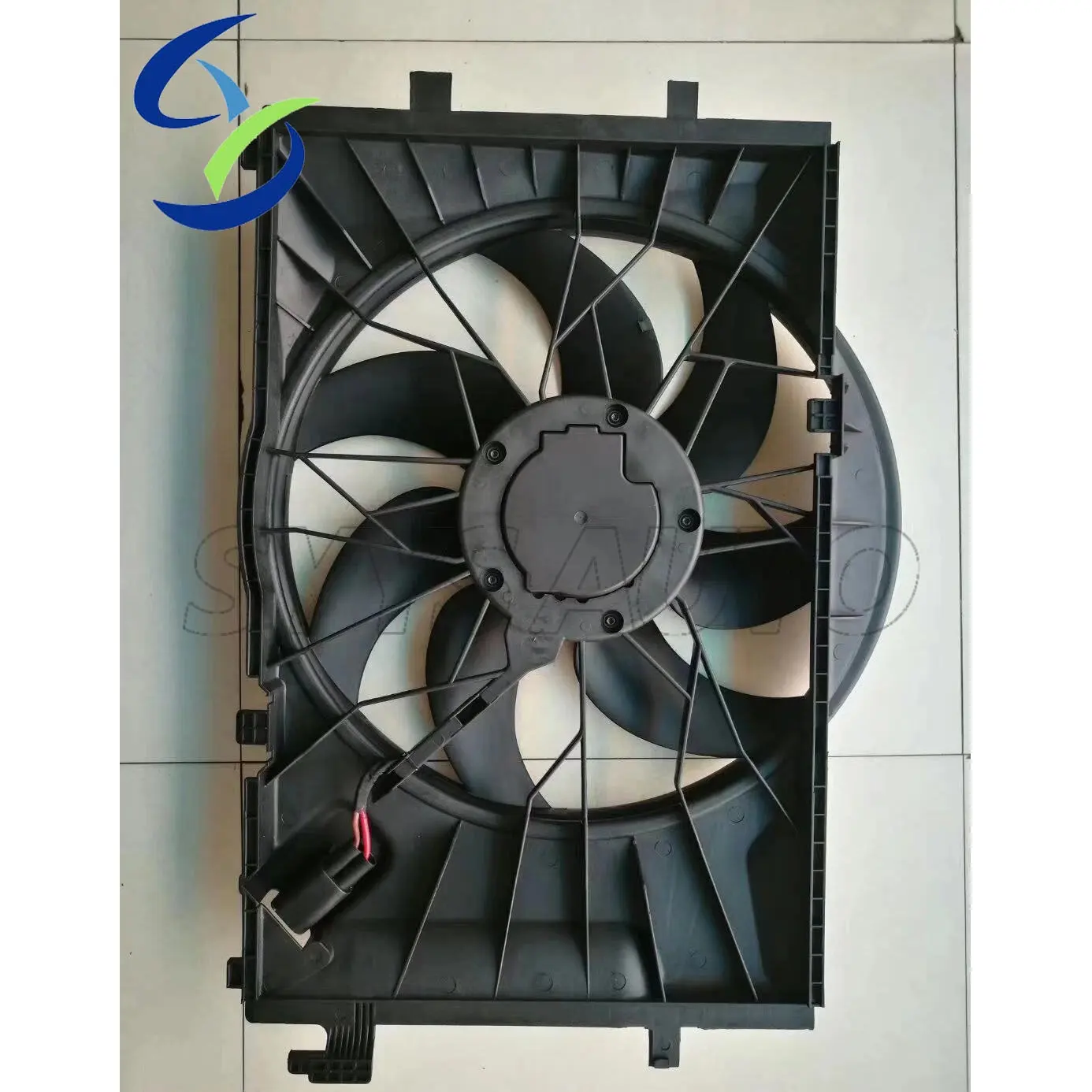 Auto Radiator Fan A2035000293 2035000293 A2035001693 2035001693 For MERCEDES BENZ W203 CL203 S203 C209 A209