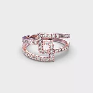 Designer Loops Bague en or 18 carats Bague de fiançailles en diamant de laboratoire original de 1.50 carats Bague de fiançailles unique et élégante Bague fendue Fine Jewelry - Product Image 2