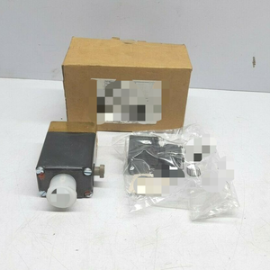 00041105 <span class=keywords><strong>3</strong></span>/2 Manier Solenoïde Direct Acteren Nieuwe Originele Ready Stock Industriële Automatisering Pac Dedicated Plc Controller - Product Image 1