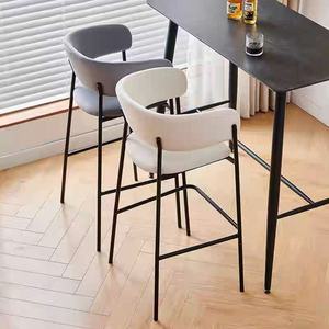 <span class=keywords><strong>Chaises</strong></span> <span class=keywords><strong>de</strong></span> <span class=keywords><strong>bar</strong></span> <span class=keywords><strong>de</strong></span> style italien, tabourets <span class=keywords><strong>de</strong></span> <span class=keywords><strong>bar</strong></span> haut <span class=keywords><strong>de</strong></span> gamme <span class=keywords><strong>de</strong></span> luxe léger, <span class=keywords><strong>chaises</strong></span> d'îlot avec dossier, et tabourets <span class=keywords><strong>de</strong></span> <span class=keywords><strong>bar</strong></span> hauts - Product Image 4