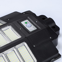 6500K crépuscule à l'aube solaire LED réverbères 240 ° Angle capteur de mouvement télécommande IP65 étanche inondation pour cour Garage ABS