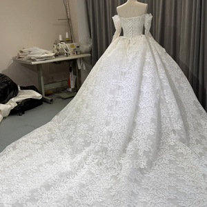 Lsoy028 Beautiful Party Wear <b>Wedding</b> Dress Sweetheart Ball Gown Puffy Lace Crystal Appliques Long Bridal for - Product Image 6