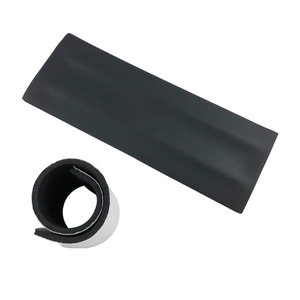 Bán Buôn Skinny <span class=keywords><strong>Wine</strong></span> Trường Hợp Slap Snap <span class=keywords><strong>Neoprene</strong></span> Có Thể Mát Hơn Pint Bìa Chai Bia Chủ Tùy Chỉnh Trống Thăng Hoa Với Foam Bìa - Product Image 2