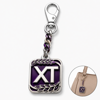 Chaîne de sac de luxe en cuir violet poli argenté tressé avec fermoir mousqueton et pendentif carré émaillé XT