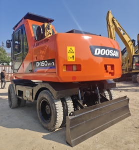 Estado como nuevo Precio bajo original Excavadora usada DOOSAN DH150 DH150 Cumple con EPA y CE en stock Venta caliente - Product Image 2