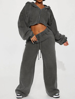 Ensemble décontracté deux pièces pour femme : veste courte à capuche zippée et pantalon long – Tenue de sport assortie pour femme