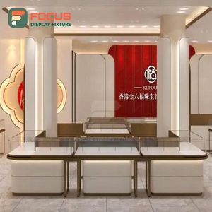 Vitrine de présentation de bijoux blanche sur mesure haut de gamme, en métal et verre, pour magasin de bijoux - Product Image 3