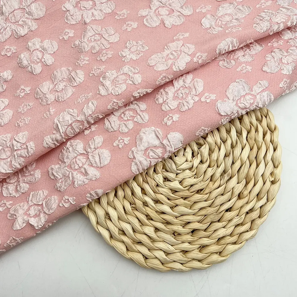 2023 Nieuwe Ontwerp Europese 3d Brokaat Jacquard Stof Reliëf Bloem Stof Textuur Brokaat Jacquard Stof Voor Kleding Tassen