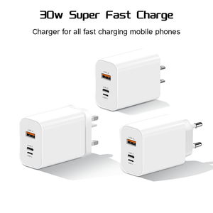 Cargador de Teléfono Móvil PD30W, Material Ignífugo PC+ABS, Carga Rápida PD, QC3.0, Carga Inversa USB PD para iPhone y Android - Product Image 2