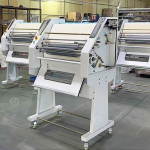 Máquina moldeadora de baguettes de pan francés para la fabricación de panadería, para banda transportadora - Product Image 2
