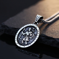Nouvel Arrivage – Pendentif Chevalière Vintage en Acier Inoxydable pour Homme avec Chaîne Maillons Argentée/Noire – Idéal pour Fiançailles, Mariage, Anniversaire
