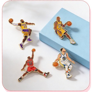 Meilleures ventes : Pin's émaillé personnalisé en métal, motif star de basketball, badge émaillé dur pour équipe sportive, cadeau et objet de collection pour les fans - Product Image 2