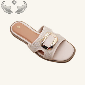 Chanclas Ligeras y Modernas al por Mayor con Materiales Transpirables y Duraderos para Mujer, Sandalias y Pantuflas Adecuadas para el Tiempo Libre - Product Image 2