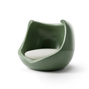 Cama para Gatos Moderna con Diseño de Concha Brillante, Minimalista, Semiabierta, con Tapete Suave, Decoración para Sala de Estar, Casa para Mascotas - Product Image 1